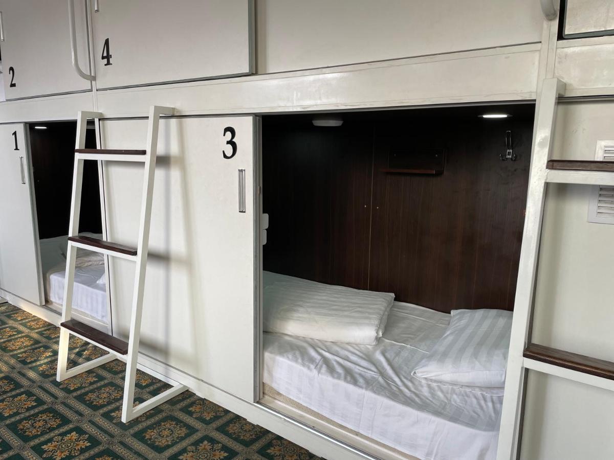 Capsule Hotel Technocave Бишкек Екстериор снимка