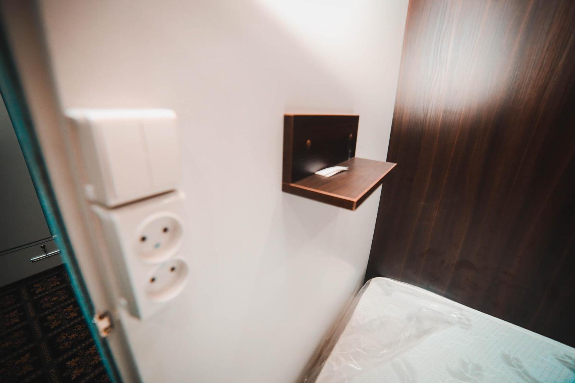 Capsule Hotel Technocave Бишкек Екстериор снимка