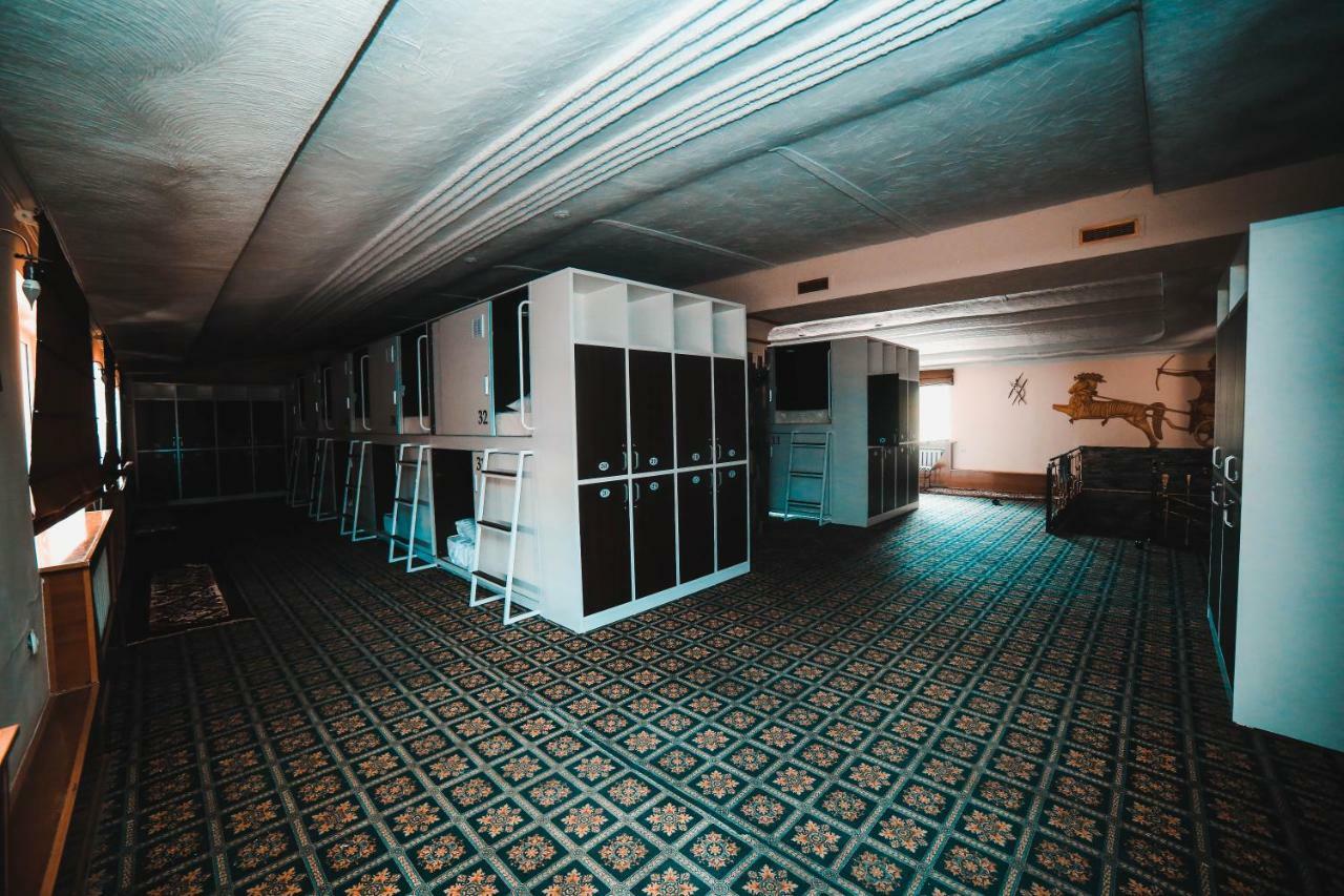 Capsule Hotel Technocave Бишкек Екстериор снимка