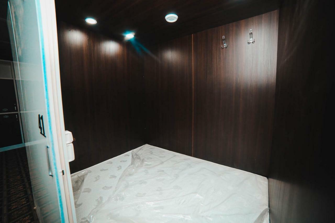 Capsule Hotel Technocave Бишкек Екстериор снимка